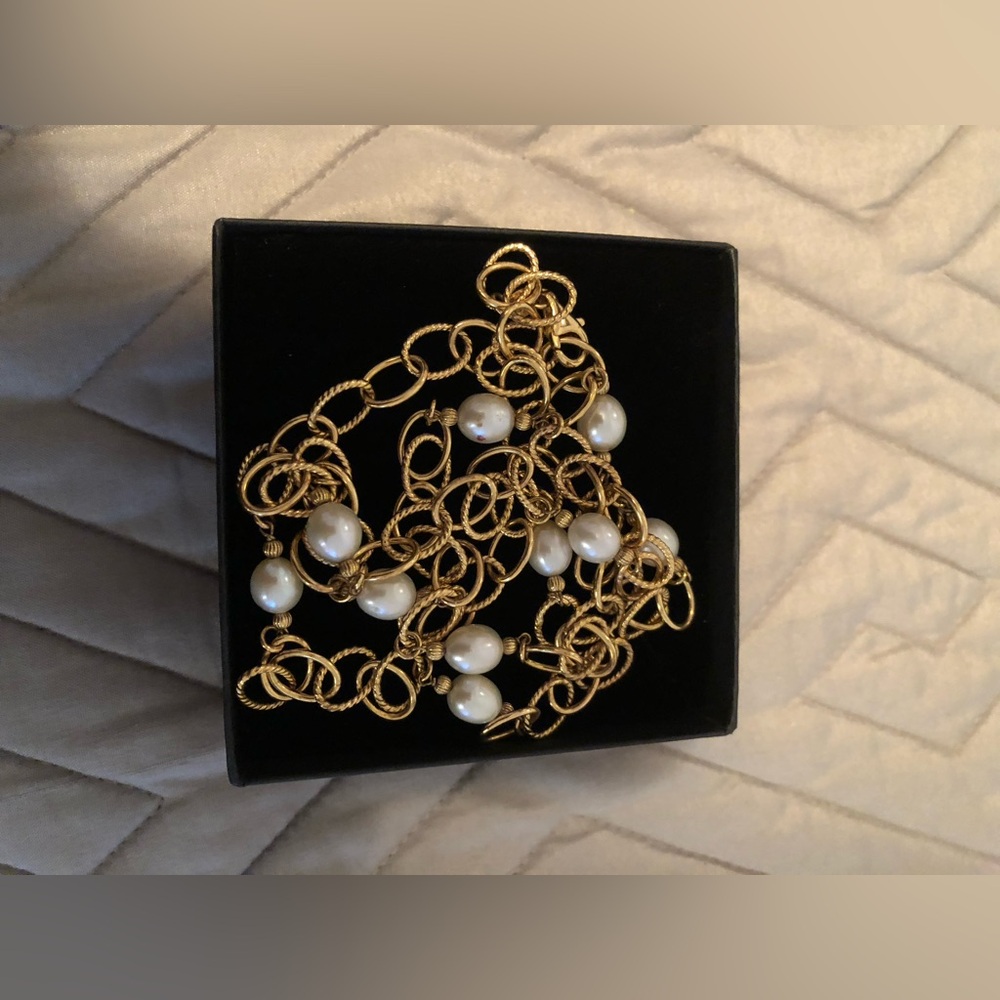 Womens necklace